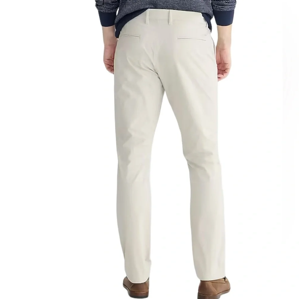 J.Crew 770 Straight-fit tech pant in stone (35x32)